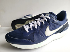 NIKE INTERNATIONALIST LT17