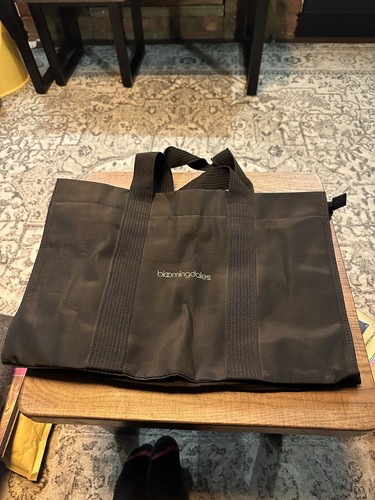 Bloomingdales black bag - black,