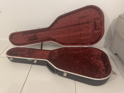Hiscox acoustic guitar hard