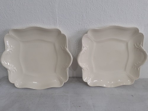 Pair wedgwood queen - of,