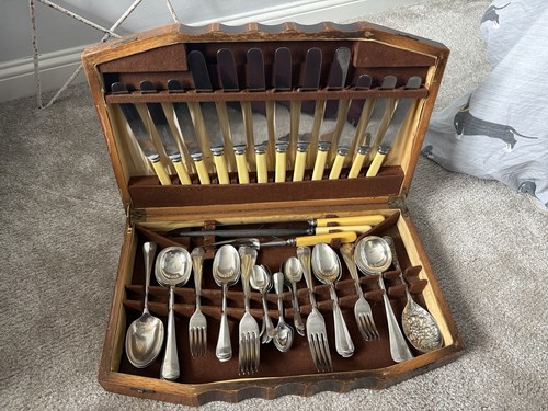 Vintage canteen cutlery - canteen, box