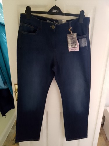 Bnwt new marilyn - m&s, body