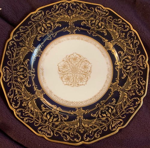 Vintage royal doulton - vintage, plates