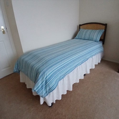 Single divan bed - single,
