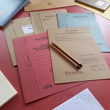 Prop 1930s / 40s Cosplay Spy