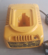 DeWALT DE9116 NiCd NiMH 60min charger VGC