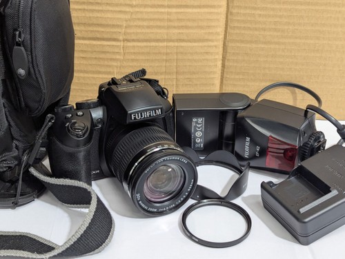 Fujifilm finepix series - hs,
