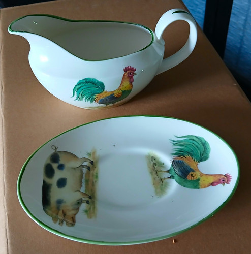 Ceramic gravy boat set - set, w/
