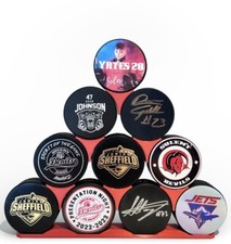 Ice Hockey Puck Stand / Pyramid X10 Pucks