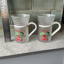 2 x Vintage Strawberry tea