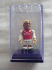 Character Building series 1 mini lego figure Arsenal Bacary Sagna & display case