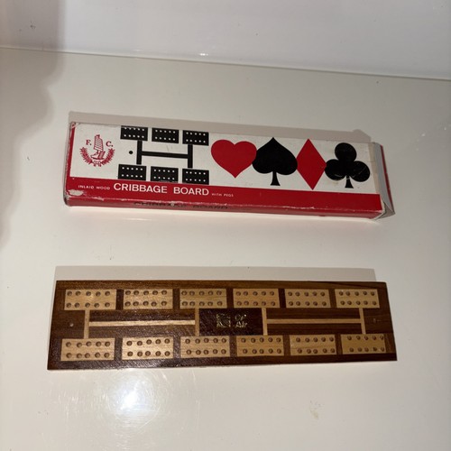 Vintage cribbage board - c,