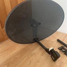 Zone 2 sky Q 4K freesat dish