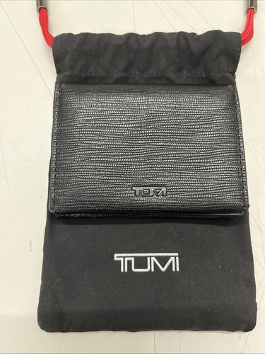 Tumi card holder - tumi,