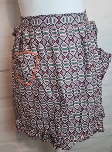 Vintage ruffle hem apron - hem, apron/pinny