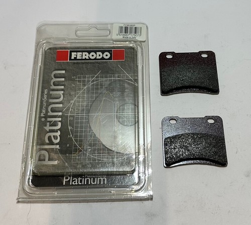 Pair front brake pads - front,