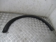 2017 NISSAN JUKE VISIA F15 MK1 5DRS REAR RIGHT SIDE WHEEL ARCH MOULDING REF15830