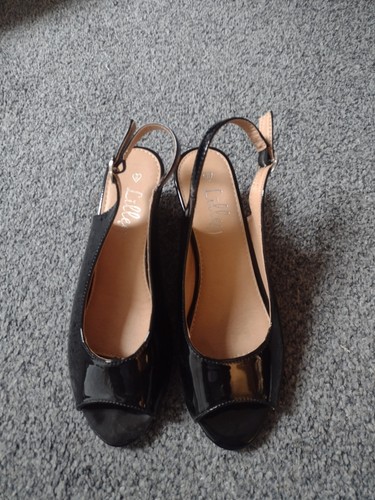 Black patent wedge - black,