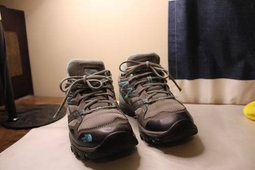 The north face women 5 - women’s, 8.5