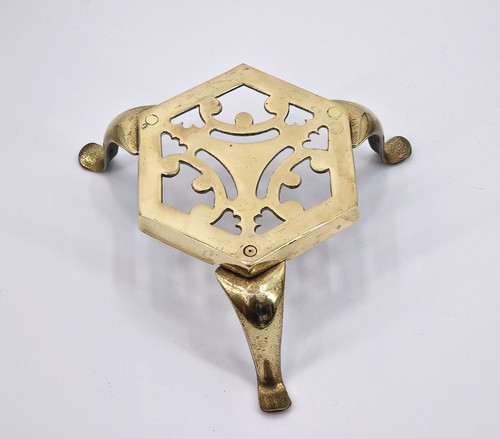 Vintage brass trivet - pot, stand