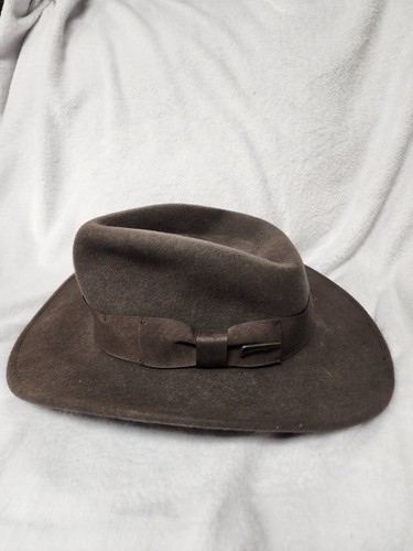 Indiana jones officially - indiana,