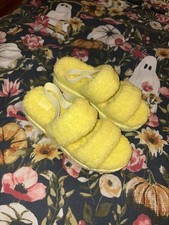 UGG Fluff Yeah Slippers