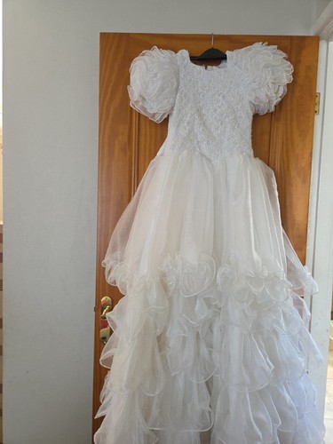 Stunnimg vintage beaded white - vintage,