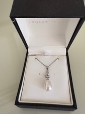 Ernest Jones - Silver Necklace pendant