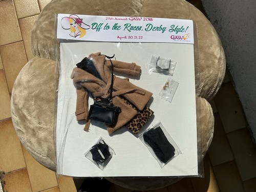 Classic camel barbie silkstone - barbie,