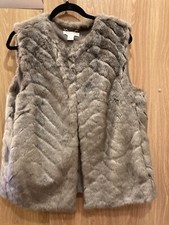 WOMENS H&M TAUPE FAUX FUR