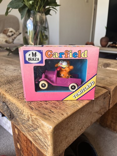 Garfield take easy figure - "take, it