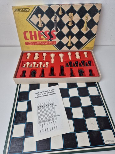 Vintage 1970 spear games - 1970's,