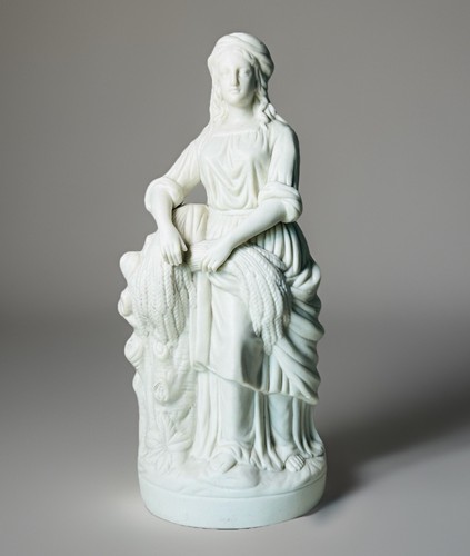 Antique 19th white - 19th,