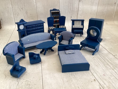 Dolls house furniture - dolls,