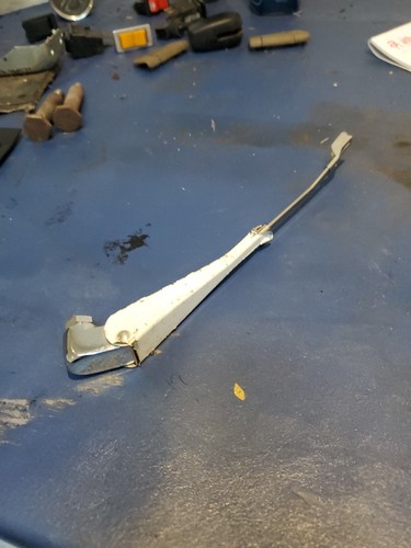 Wiper blade drive - wiper, 1/4