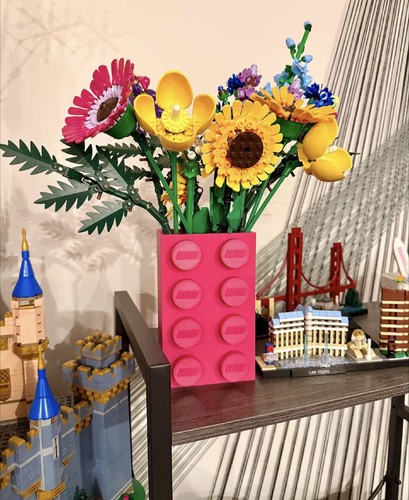 Brick vase tall 2x4 - vase,