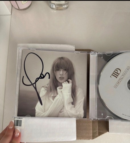 Taylor swift signed tortured - taylor,