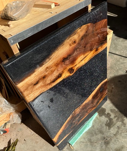 Live edge resin tabletop - edge,