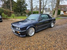 BMW E30 320i Convertible