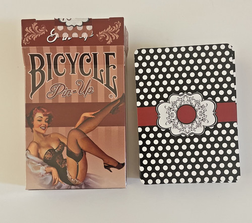 Bicycle playing cards pin up - -, pin-up