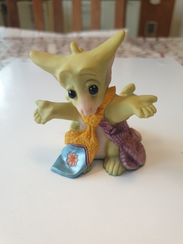 Pocket dragon figurine - pocket,