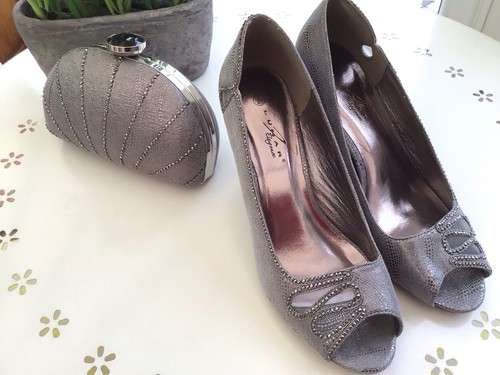 Wedding shoes and bag