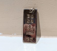 1977 Queen Elizabeth Silver Jubilee Pendant ER