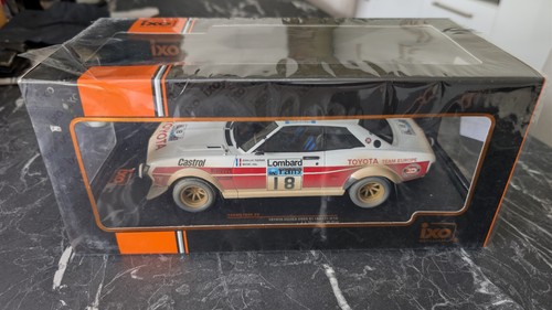 Ixo toyota celica 2000 gt - 1:18,