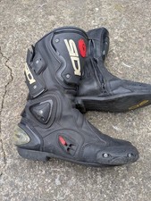 Mens size 10 Sidi Vertigo Motorcycle Boots. Used