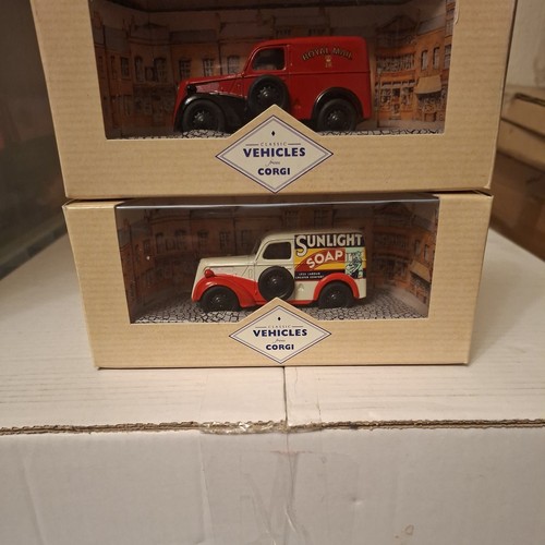 Corgi classic vehicles - ,