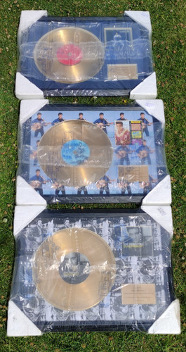 Elvis wall pictures plaques - x3,