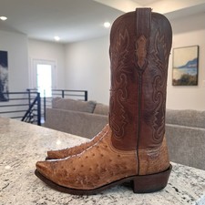 LUCCHESE Full Quill Ostrich