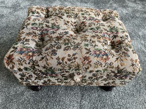 Vintage small tapestry foot - vintage,