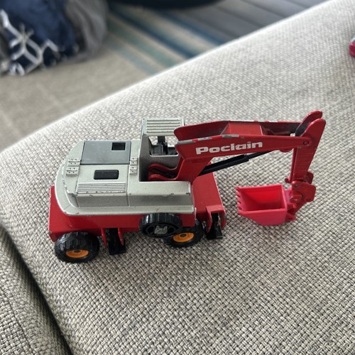 Poclain backhoe scale - 1/56,